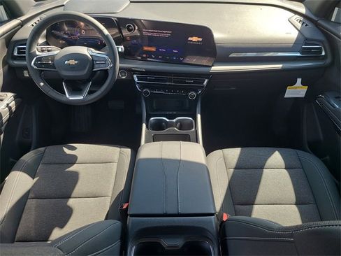 New 2026 Chevrolet Traverse LT w/ Driver Confidence Package image 17