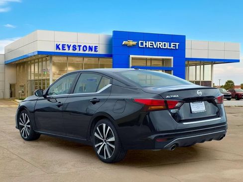 Used 2020 Nissan Altima 2.5 SR FWD image 5
