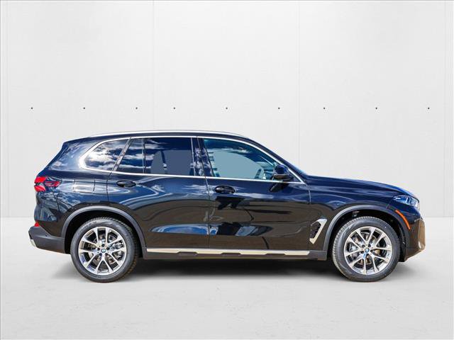 Used 2026 BMW X5 xDrive40i w/ Premium Package AWD/4WD image 4