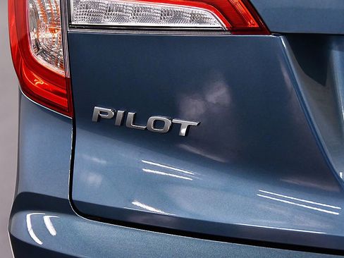 Used 2022 Honda Pilot Special Edition image 10