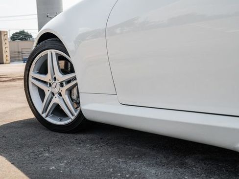 Used 2009 Mercedes-Benz SLK 55 AMG image 21