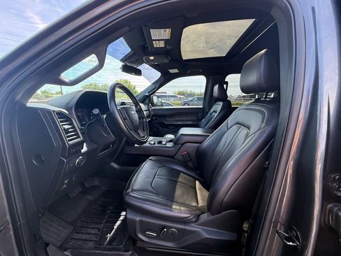 Used 2021 Ford Expedition Max Limited AWD/4WD image 12