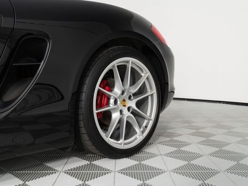 Used 2015 Porsche Boxster S RWD image 19