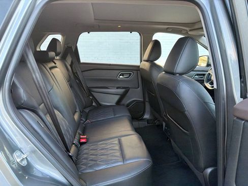 Used 2021 Nissan Rogue Platinum AWD/4WD image 10