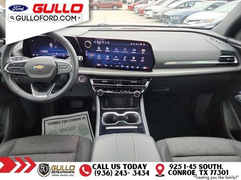 Used 2024 Chevrolet Traverse LT FWD image 11