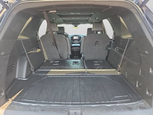 Used 2023 Chevrolet Traverse Premier w/ Redline Edition AWD/4WD image 34