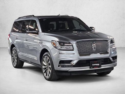 Used 2020 Lincoln Navigator Reserve w/ Luxury Package image 3