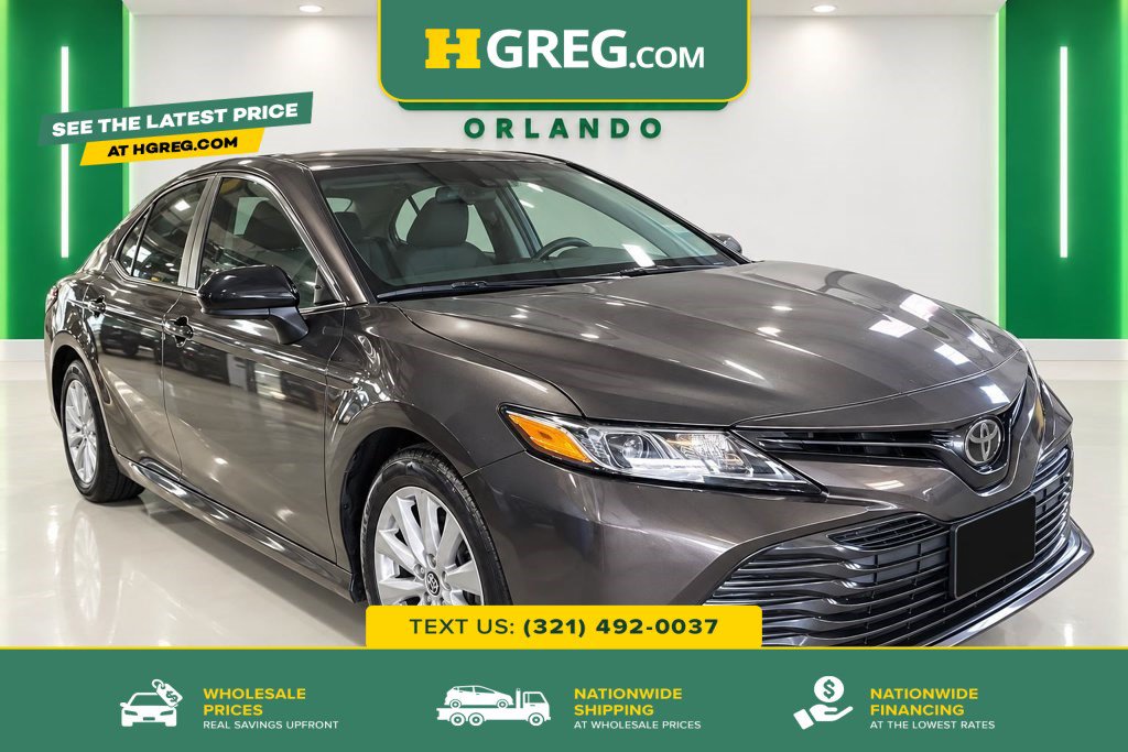 Used 2020 Toyota Camry LE FWD image 1