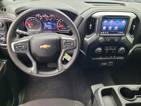 Used 2020 Chevrolet Silverado 1500 LT image 22