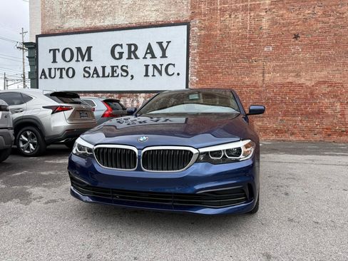 Used 2019 BMW 530i xDrive w/ Convenience Package AWD/4WD image 1