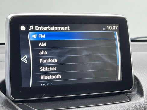 Used 2017 Toyota Yaris iA image 12