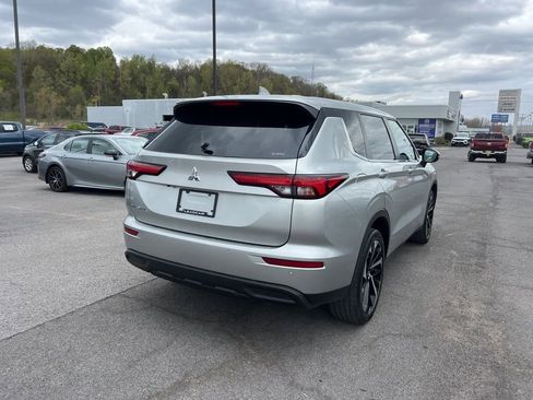 Used 2022 Mitsubishi Outlander ES AWD/4WD image 5