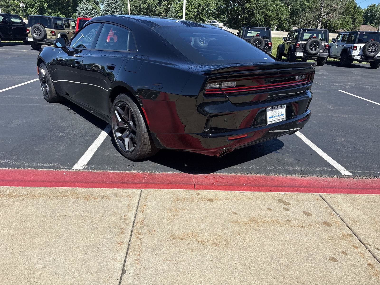 New 2026 Dodge Charger R/T AWD/4WD image 7