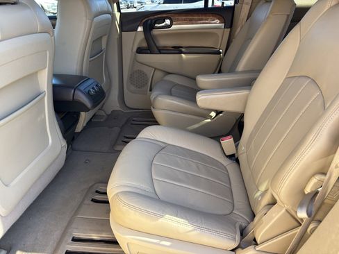 Used 2012 Buick Enclave Leather image 13