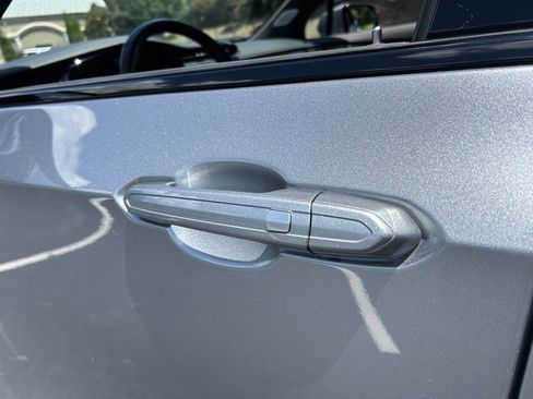 Used 2024 Cadillac XT6 Sport w/ Technology Package image 26