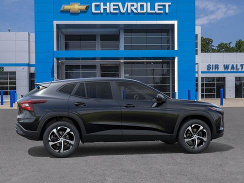 New 2026 Chevrolet Trax RS image 5