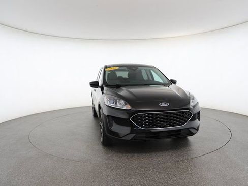 Used 2022 Ford Escape SE w/ SE Sport Appearance Package image 29