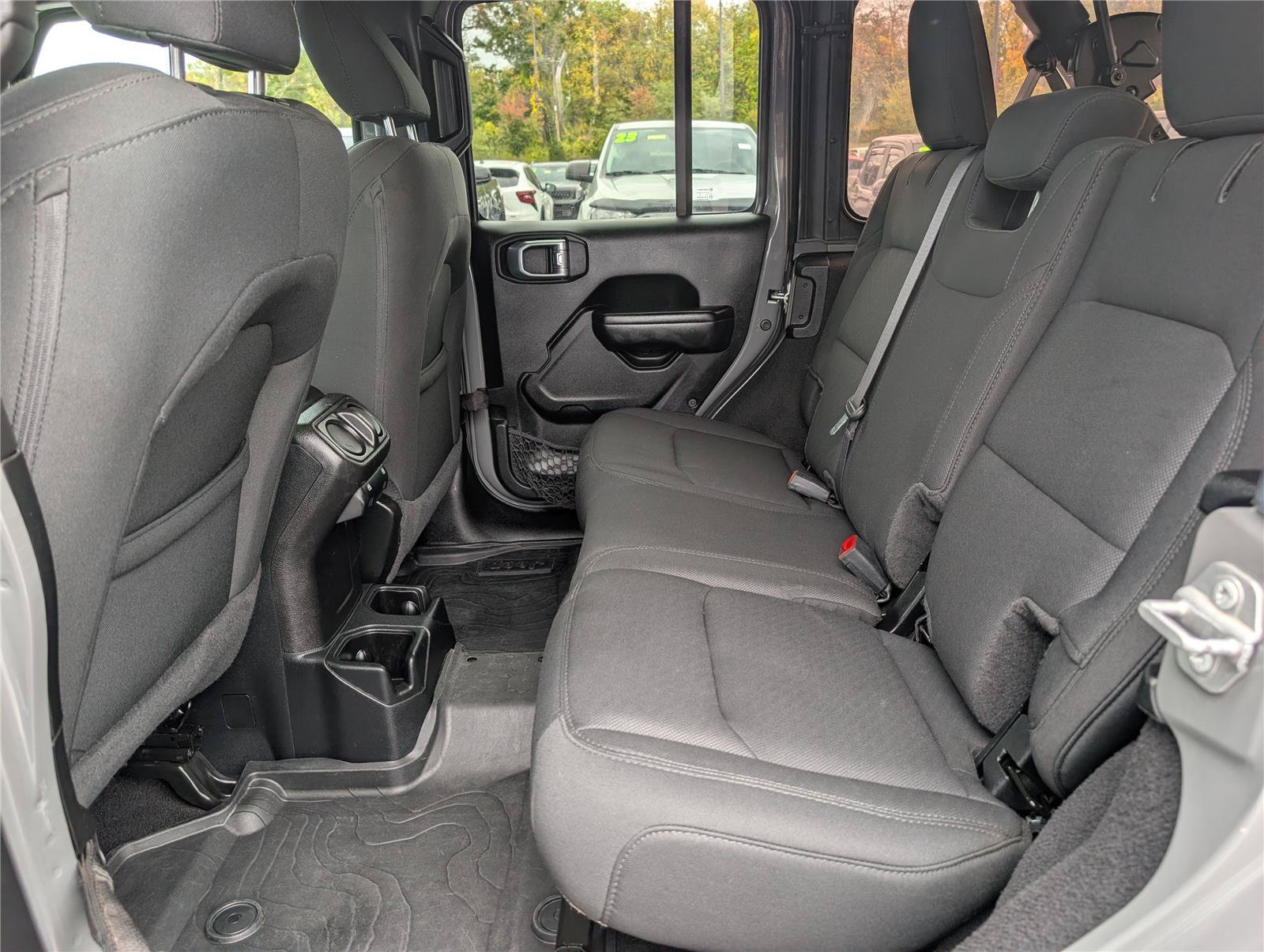 Used 2021 Jeep Wrangler Unlimited Sport AWD/4WD image 14