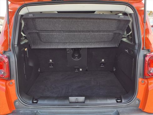 Used 2021 Jeep Renegade Trailhawk w/ Sun & Sound Group image 19