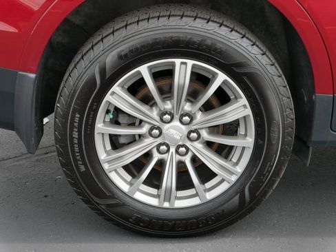 Used 2019 Cadillac XT5 Luxury image 5