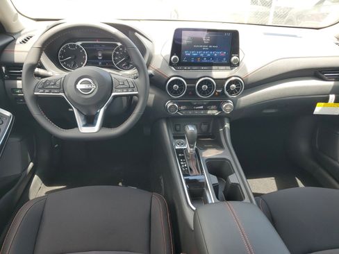 New 2025 Nissan Sentra SR w/ Midnight Edition image 12