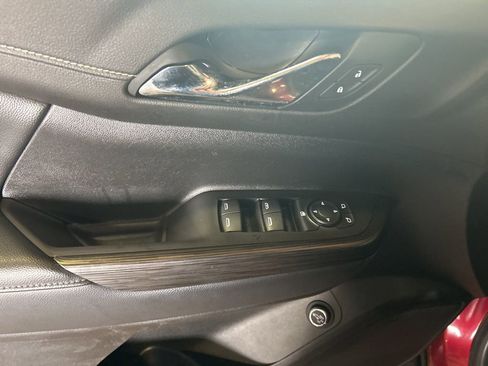 Used 2019 GMC Acadia SLT w/ LPO, Floor Liner Package image 14