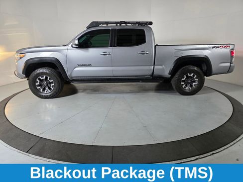 Used 2021 Toyota Tacoma TRD Off-Road w/ Technology Package AWD/4WD image 3