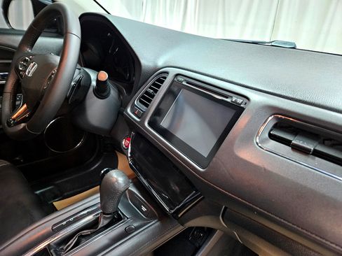 Used 2016 Honda HR-V EX-L image 19