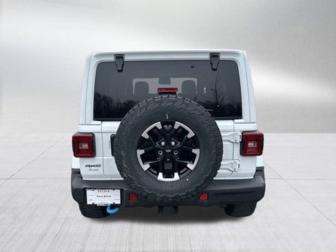 Used 2024 Jeep Wrangler Unlimited Rubicon 4xe image 7