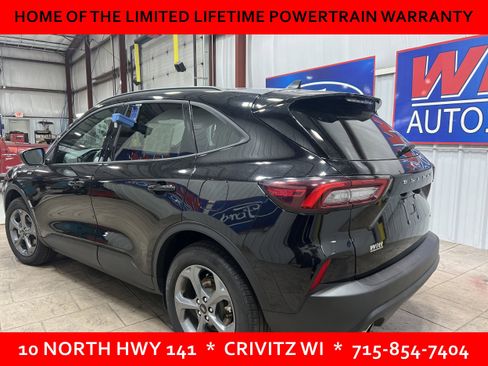 Used 2025 Ford Escape ST-Line AWD/4WD image 3