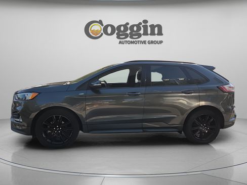 Used 2020 Ford Edge SEL FWD image 2