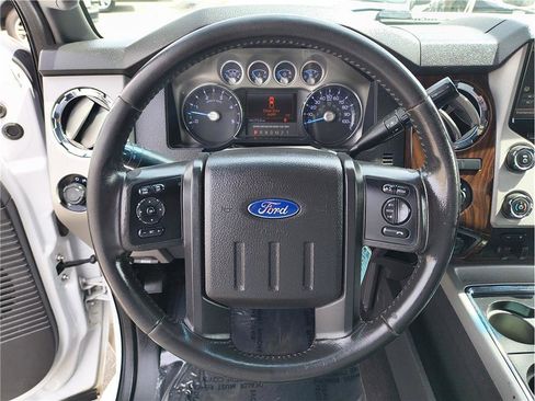 Used 2015 Ford F250 Lariat w/ Lariat Ultimate Package image 6