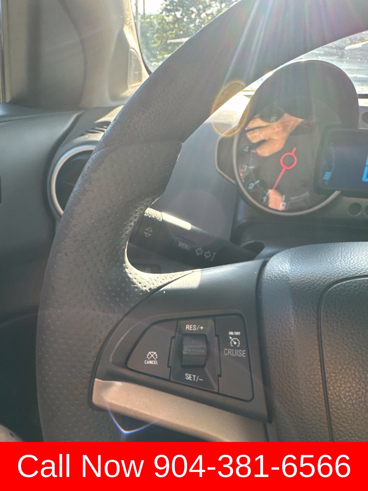 Used 2015 Chevrolet Sonic LT FWD image 21