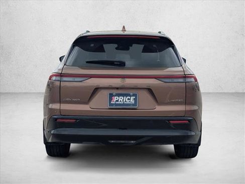 Used 2025 Toyota Crown Signia w/ Advanced Technology Package image 6