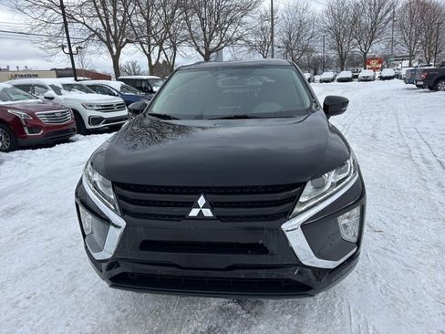 Used 2019 Mitsubishi Eclipse Cross LE image 2