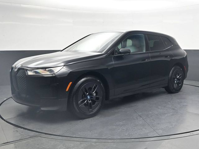 Certified 2024 BMW iX xDrive50 w/ Convenience Package AWD/4WD image 10