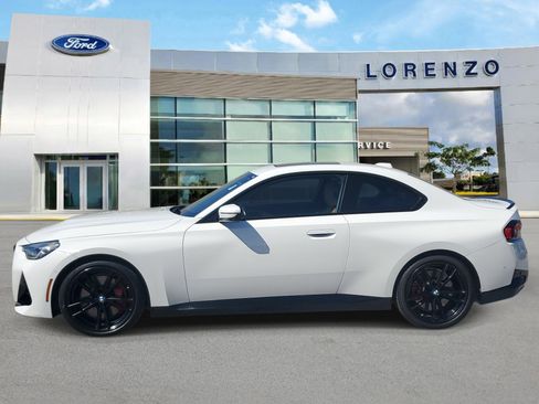 Used 2024 BMW 230i Coupe w/ Premium Package RWD image 6
