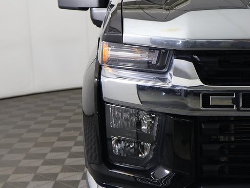 Used 2023 Chevrolet Silverado 3500 LT w/ Convenience Package image 12