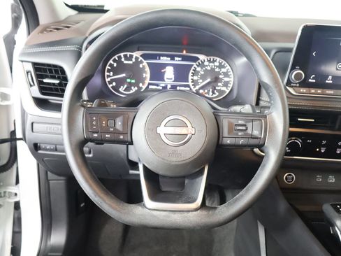 Used 2022 Nissan Rogue S AWD/4WD image 33