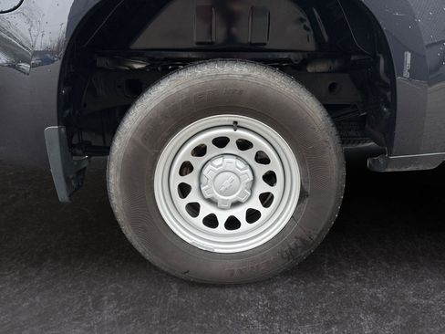 Used 2024 Chevrolet Silverado 1500 W/T w/ WT Fleet Convenience Package image 28