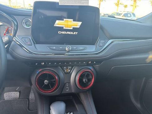 Used 2025 Chevrolet Blazer RS w/ Driver Confidence II Package FWD image 19
