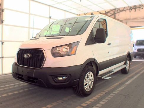 Used 2025 Ford Transit 250 Low Roof w/ Exterior Upgrade Package RWD image 3
