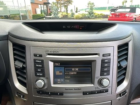 Used 2013 Subaru Legacy 2.5i Limited image 9