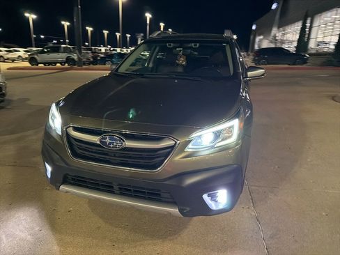 Used 2020 Subaru Outback Touring XT image 3