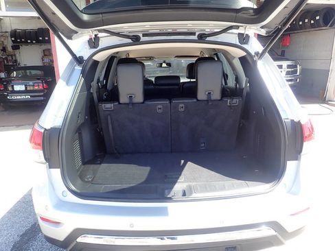 Used 2013 Nissan Pathfinder SL w/ Trailer Tow Pkg AWD/4WD image 25