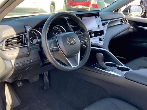 Used 2024 Toyota Camry LE FWD image 17