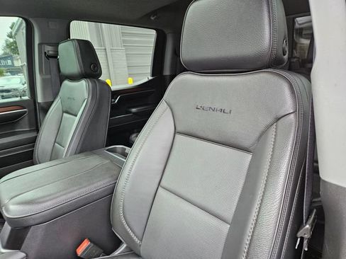 Used 2024 GMC Sierra 1500 Denali w/ Denali Reserve Package AWD/4WD image 24