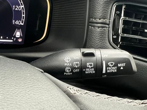 Used 2022 Jeep Wagoneer Series III image 33