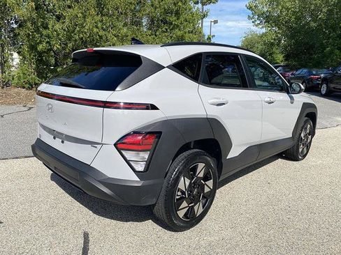 Used 2024 Hyundai Kona SEL AWD/4WD image 32