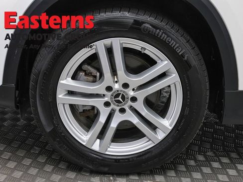 Used 2022 Mercedes-Benz GLA 250 4MATIC w/ Premium Package Lite image 32
